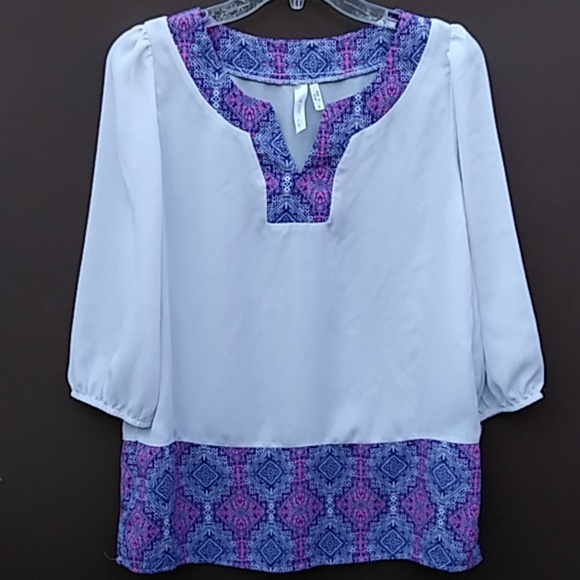 Love Zoe Split-Neck 3/4 Sleeve Blouse Sz S - Picture 1 of 7